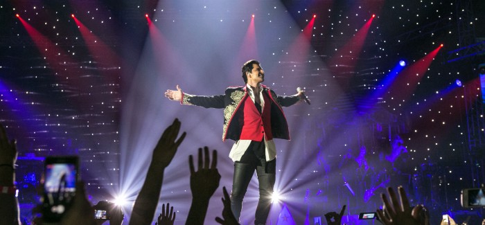 Ο Σάκης Ρουβάς Αποθεώθηκε  Στο Συναρπαστικό Grand Finale  Της Πιο Πετυχημένης Περιοδείας The Ace Of Hearts Tour